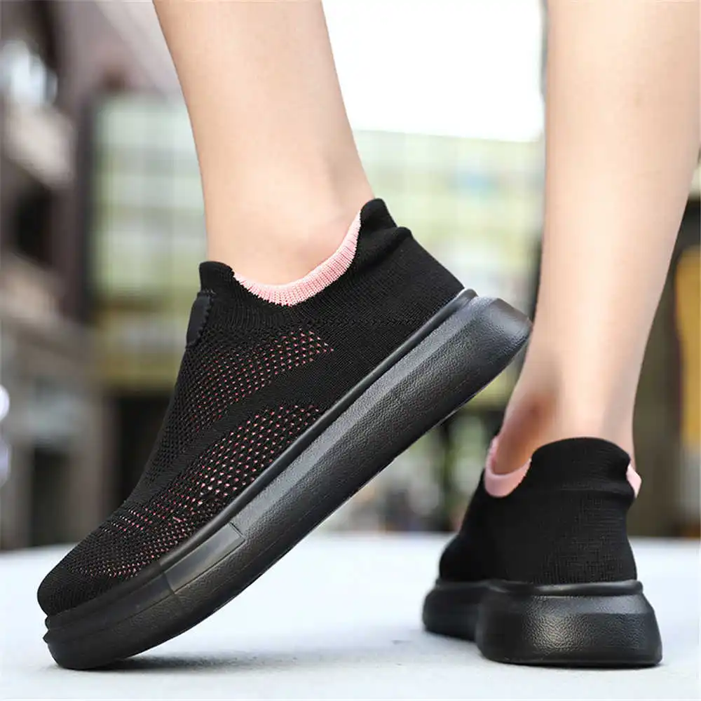 Women Accessories Business Name Ideas - Platform Kousen Bruine Schoenen Voor Vrouw