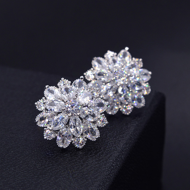 Grote Bloem Lab Diamant Stud O - Statement Earrings Oversized recensie en prijs