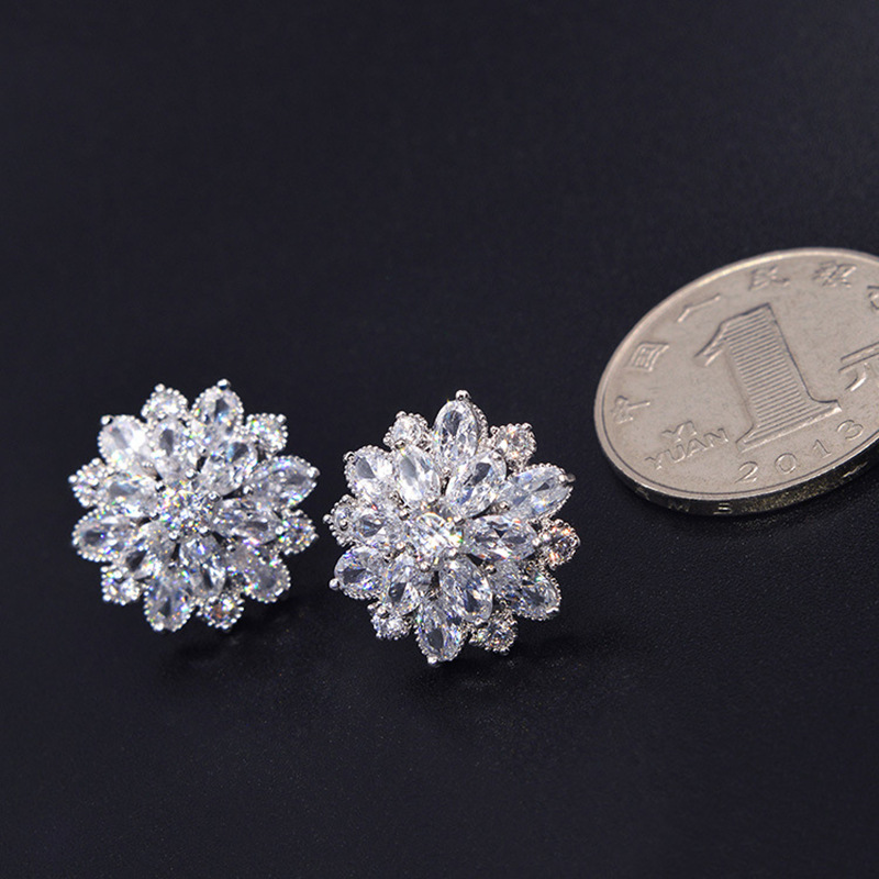 Grote Bloem Lab Diamant Stud O - Statement Earrings Oversized recensie en prijs