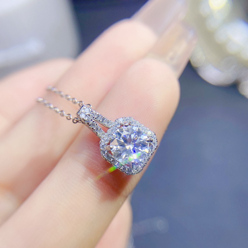 0,5-2ct vierkante moissanite k - Charm Necklace Dainty recensie en prijs