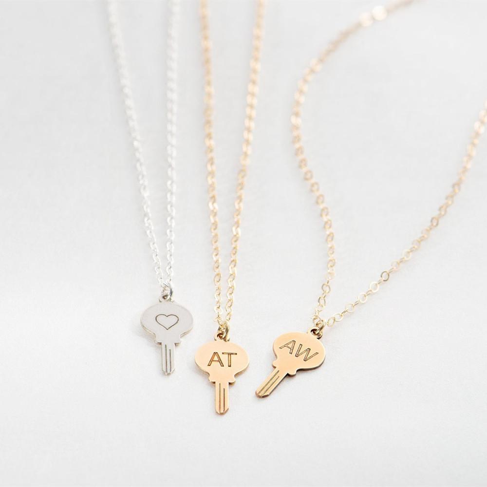 Op maat gemaakte delicate sleu - Charm Necklace Dainty recensie en prijs