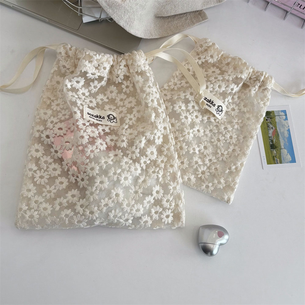 Kant geborduurde Daisy Mesh ma - Women Accessories Products recensie en prijs