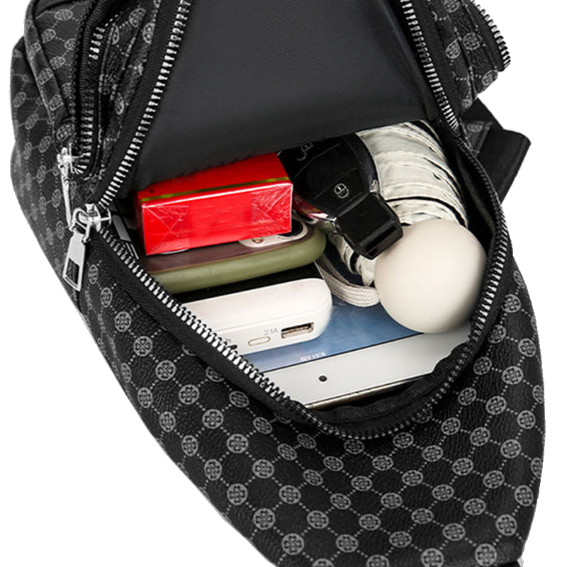 Functionele borsttas in neutra - Women Accessories Pouch recensie en prijs