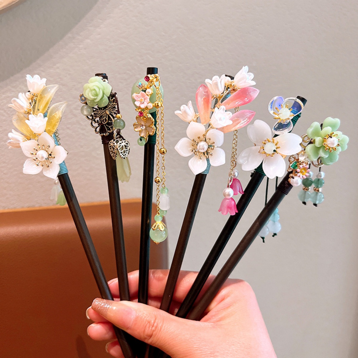 Prachtige bloem kwastje houten - Women Accessories For Hand recensie en prijs