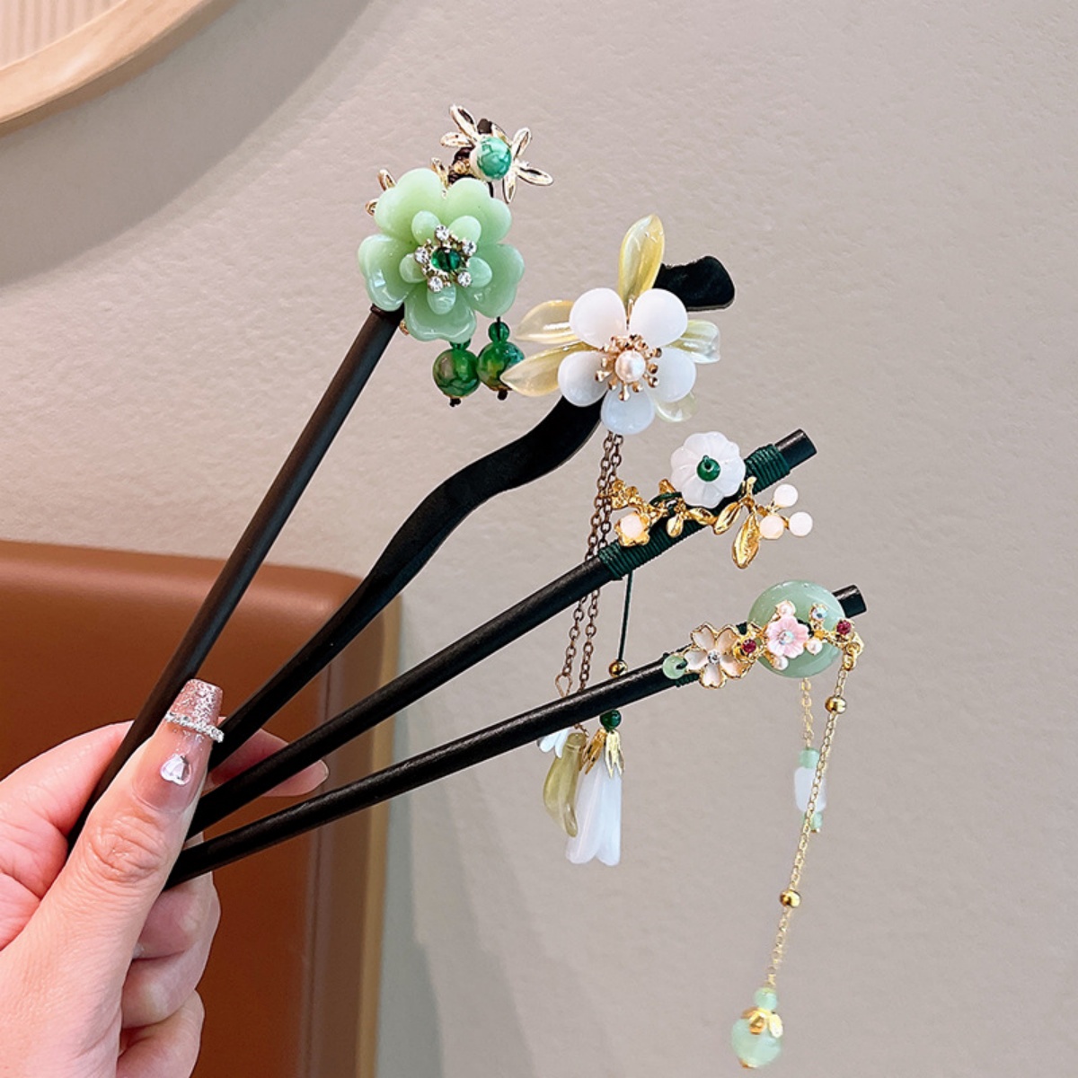 Prachtige bloem kwastje houten - Women Accessories For Hand recensie en prijs